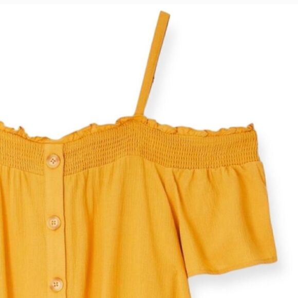 Torrid Crepe Tie-Front Smocked Sleeveless Cold Shoulder Top Golden Glow Yellow 2 - Picture 3 of 6